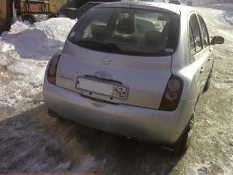 2002 Nissan March Images