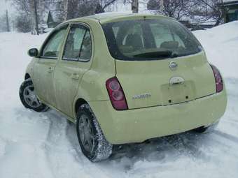 2002 Nissan March Images