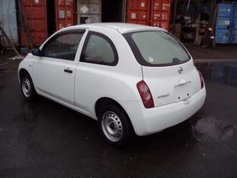 2002 Nissan March Photos