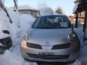 2002 Nissan March Pics