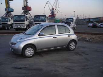 2002 Nissan March Photos