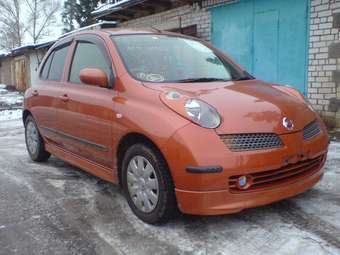 2002 Nissan March Pictures