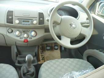 2002 Nissan March Photos