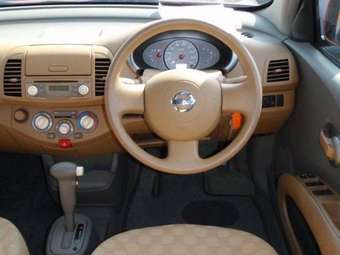 2002 Nissan March Pictures
