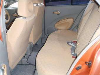 2002 Nissan March Photos