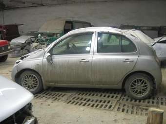 2002 Nissan March Photos