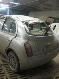 2002 Nissan March Photos