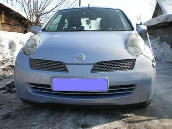 2002 Nissan March Pictures