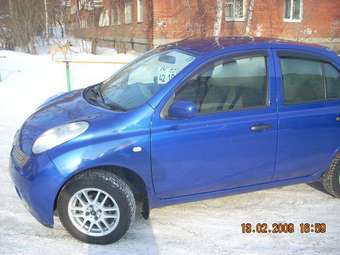 2002 Nissan March Pictures