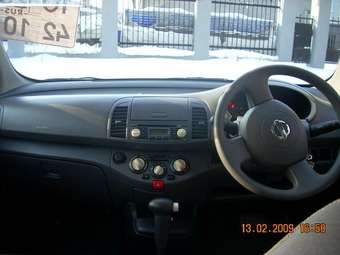 2002 Nissan March Photos
