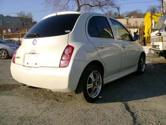2002 Nissan March Pics