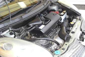 2002 Nissan March Pictures