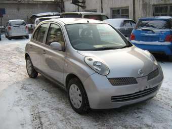 2002 Nissan March Pictures