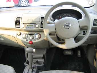 2002 Nissan March Photos