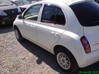 2002 Nissan March Photos
