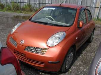 2002 Nissan March Pictures