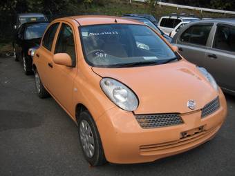 2002 Nissan March Photos