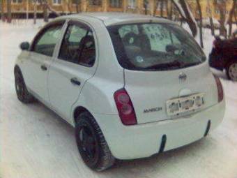 2002 Nissan March Pictures