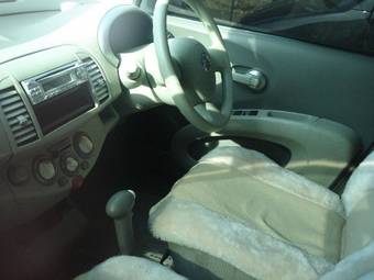 2002 Nissan March Pictures