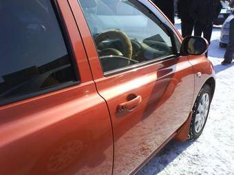 2002 Nissan March Pictures