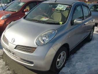 2002 Nissan March Photos