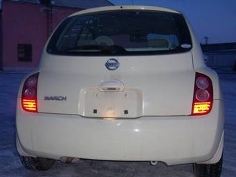 2002 Nissan March Images