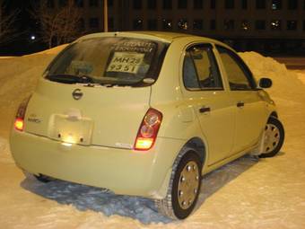 2002 Nissan March Pictures