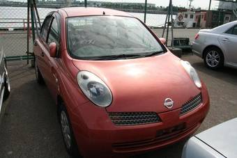 2002 Nissan March Images