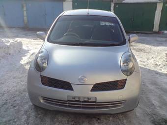 2002 Nissan March Pictures