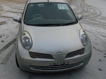 2002 Nissan March Photos