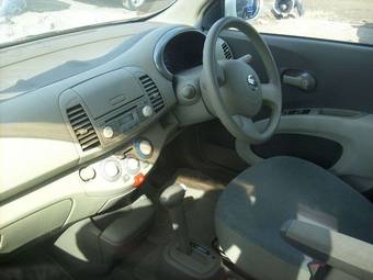 2002 Nissan March Photos