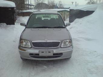 2002 Nissan March Pictures