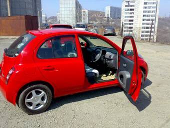 2002 Nissan March Photos