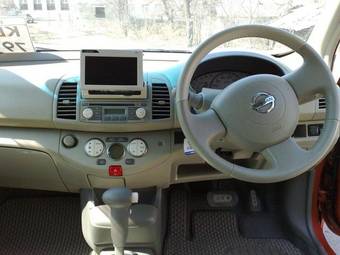 2002 Nissan March Pictures