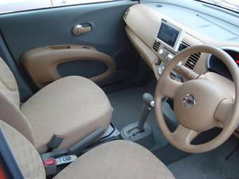 2002 Nissan March Photos