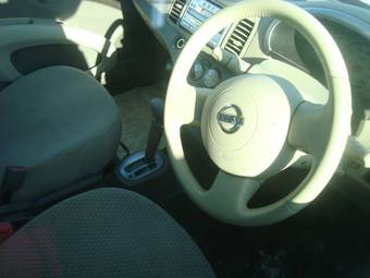 2002 Nissan March Photos