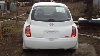 2002 Nissan March Pictures