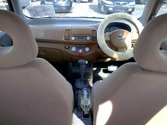 2002 Nissan March Photos