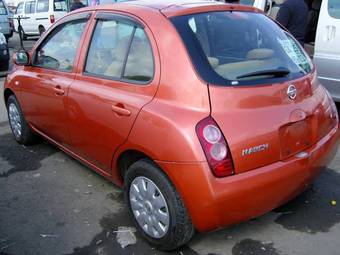 2002 Nissan March Images