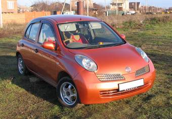2002 Nissan March Photos