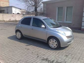 2002 Nissan March Pictures