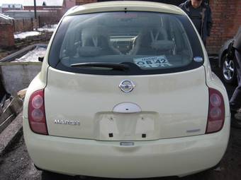 2002 Nissan March Photos