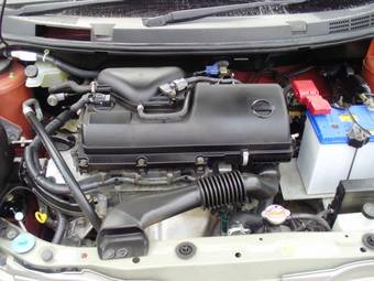 2002 Nissan March Pictures