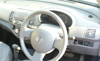 2002 Nissan March Pictures