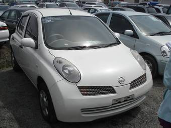 2002 Nissan March Pics