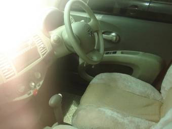 2002 Nissan March Pictures