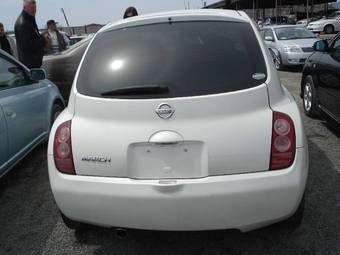 2002 Nissan March Pictures