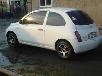 2002 Nissan March Pictures