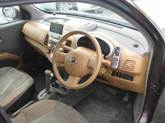 2002 Nissan March Pictures