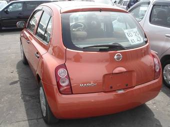 2002 Nissan March Pictures